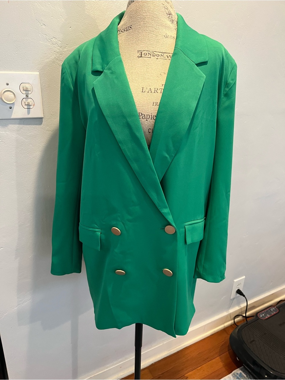 Alexia Admor Jacket Size M NWT
